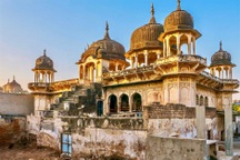 Loạt dinh thự trăm triệu USD bỏ hoang của các tỷ phú thế giới