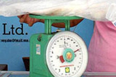 Cân "điêu"sẽ bị phạt đến 5 triệu đồng 