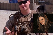 Sốc với videoclip lính thủy đánh bộ Mỹ mời người đẹp Hollywood dự tiệc