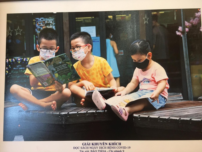 Tôn vinh các ấn phẩm và tác phẩm ảnh báo chí tiêu biểu - Ảnh 12. Tôn vinh các ấn phẩm và tác phẩm ảnh báo chí tiêu biểu - Ảnh 12.