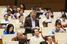 “Sao để nhiều người Trung Quốc xấu sang Việt Nam làm loạn đến thế!?”