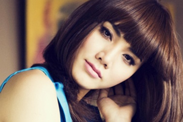 “Chân dài” Trang Nhung mất 300 triệu đồng 