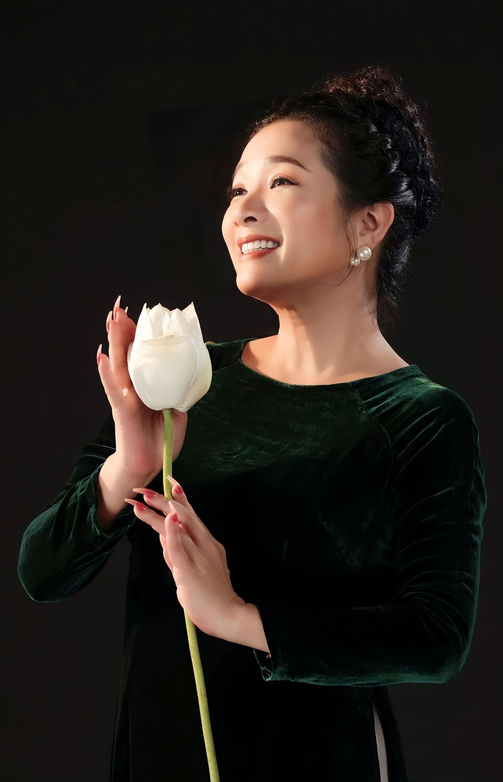 Hoài Lâm - Bạch Công Khanh lần đầu song ca trên sân khấu Hà Nội - 3 Hoài Lâm - Bạch Công Khanh lần đầu song ca trên sân khấu Hà Nội - 3