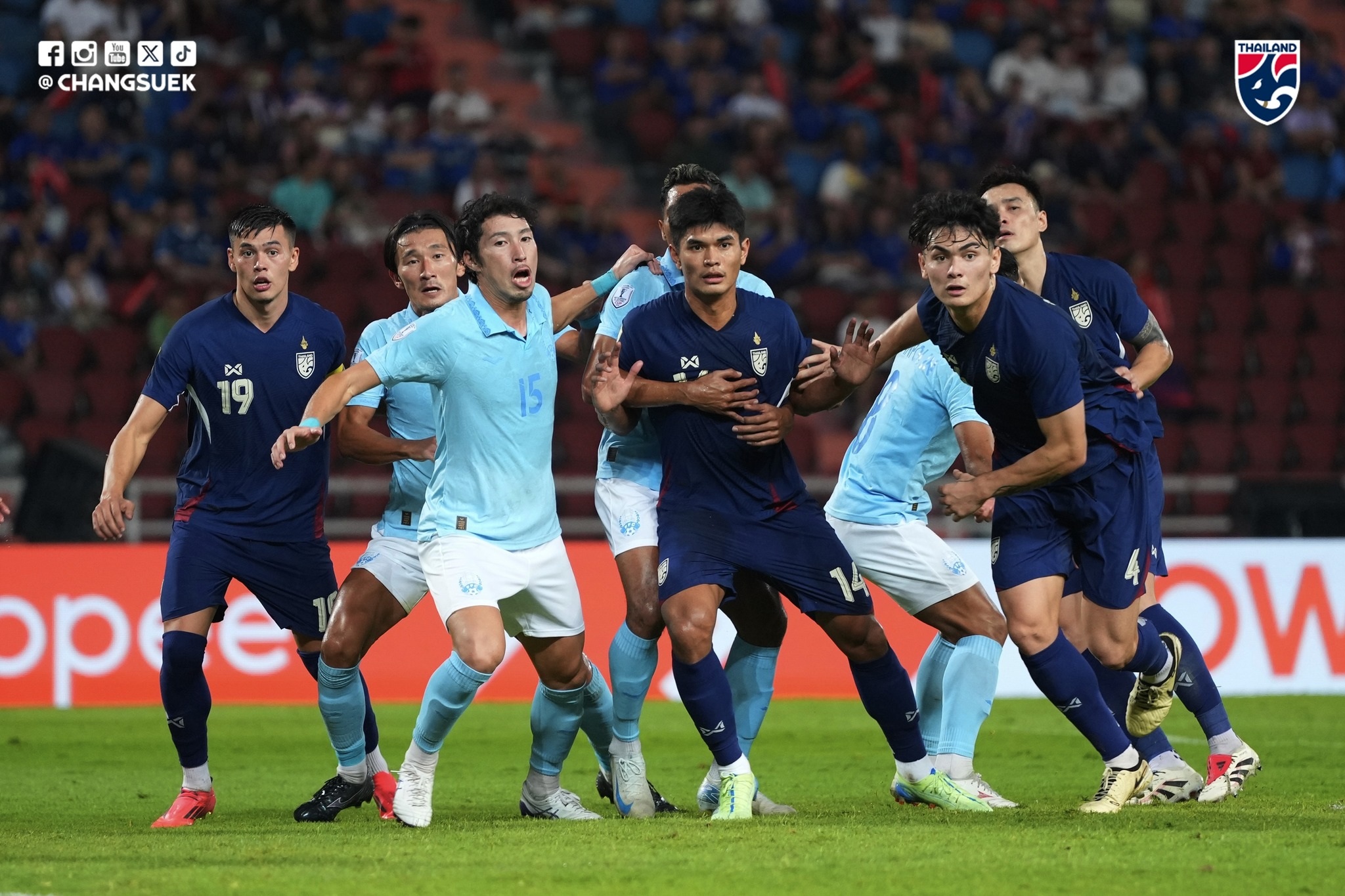 Thái Lan thắng tuyệt đối, Campuchia bị loại khỏi AFF Cup - 2