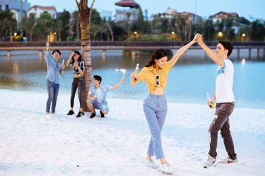 Giới trẻ phá bỏ định kiến về "sống tạm": Ở nhà thuê vẫn phải thật "chill"