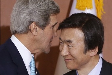 Ngoại trưởng Hàn Quốc gây tranh cãi vì bình luận "hớ hênh"