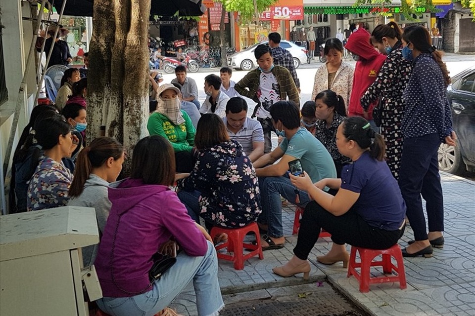 Ninh Bình: Gần 200 CNLĐ cầu cứu cơ quan chức năng vì doanh nghiệp không đóng BHXH - 1 Ninh Bình: Gần 200 CNLĐ cầu cứu cơ quan chức năng vì doanh nghiệp không đóng BHXH - 1