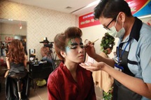 Nghề làm đẹp dễ tìm việc