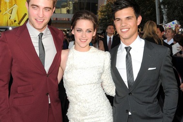 Nhật thực ra mắt hoành tráng tại Mỹ