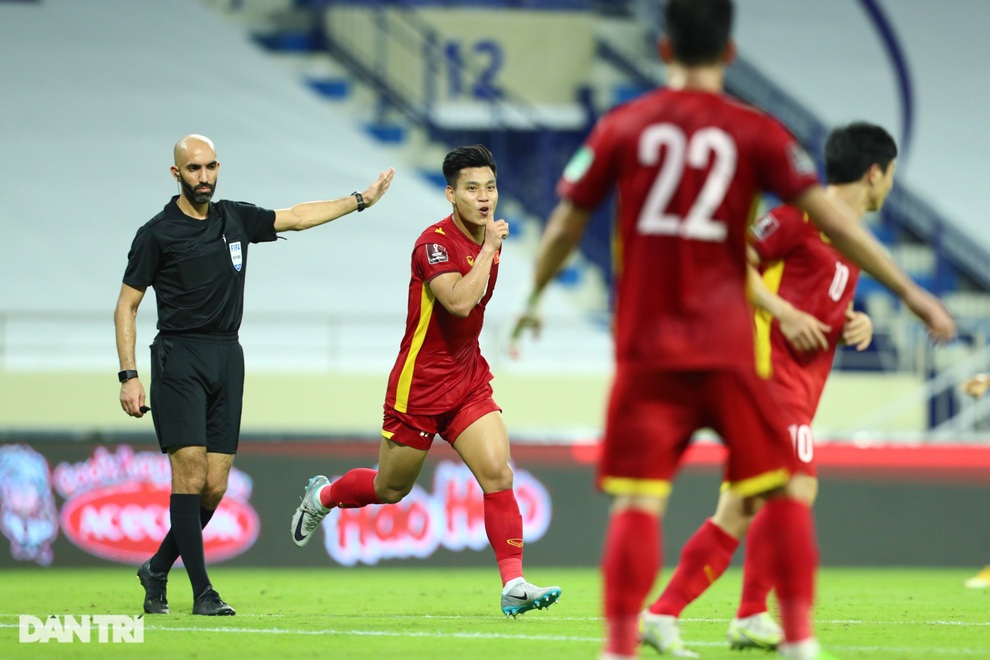 Việt Nam 4-0 Indonesia: Duyên ngầm của Công Phượng - 4 Việt Nam 4-0 Indonesia: Duyên ngầm của Công Phượng - 4