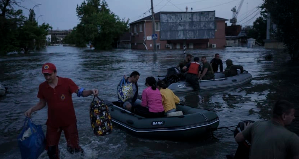 Vụ vỡ đập chiến lược ở Kherson: 24 ngôi làng ngập nước, 17.000 dân di tản - 2