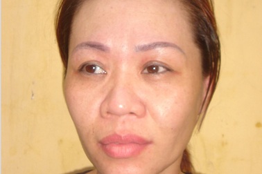 Khám người, phát hiện 100 viên ma tuý ở chỗ "kín" phụ nữ