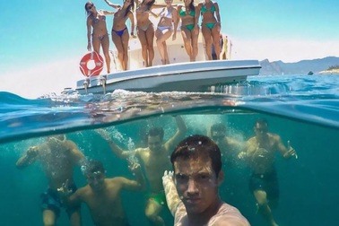 Kinh ngạc trước những tấm hình phản ánh hai thế giới riêng biệt