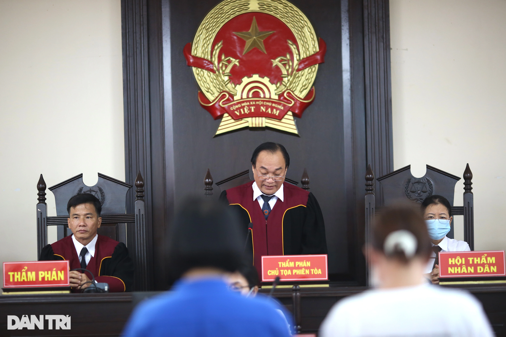 Con gái sát hại cha ruột bằng thuốc độc ở Bà Rịa - Vũng Tàu thoát án tử - 9 Con gái sát hại cha ruột bằng thuốc độc ở Bà Rịa - Vũng Tàu thoát án tử - 9