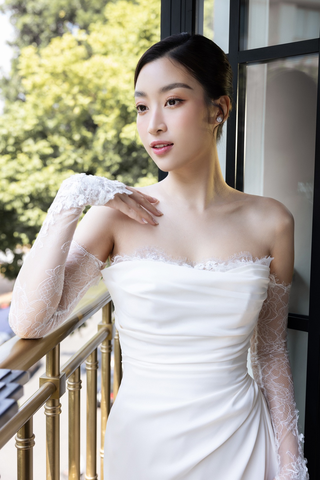 Rò rỉ hình ảnh lễ cưới thắt chặt an ninh của con trai bầu Hiển và Mỹ Linh - 9 Rò rỉ hình ảnh lễ cưới thắt chặt an ninh của con trai bầu Hiển và Mỹ Linh - 9
