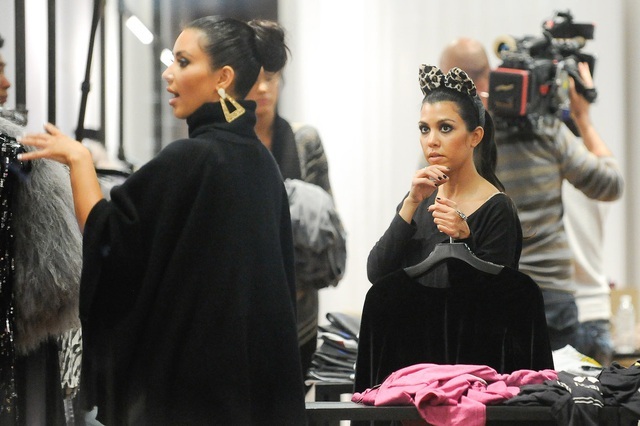 Kim Kardashian thi đỗ kỳ thi sơ cấp ngành luật sau... 3 lần thi trượt - 10 Kim Kardashian thi đỗ kỳ thi sơ cấp ngành luật sau... 3 lần thi trượt - 10