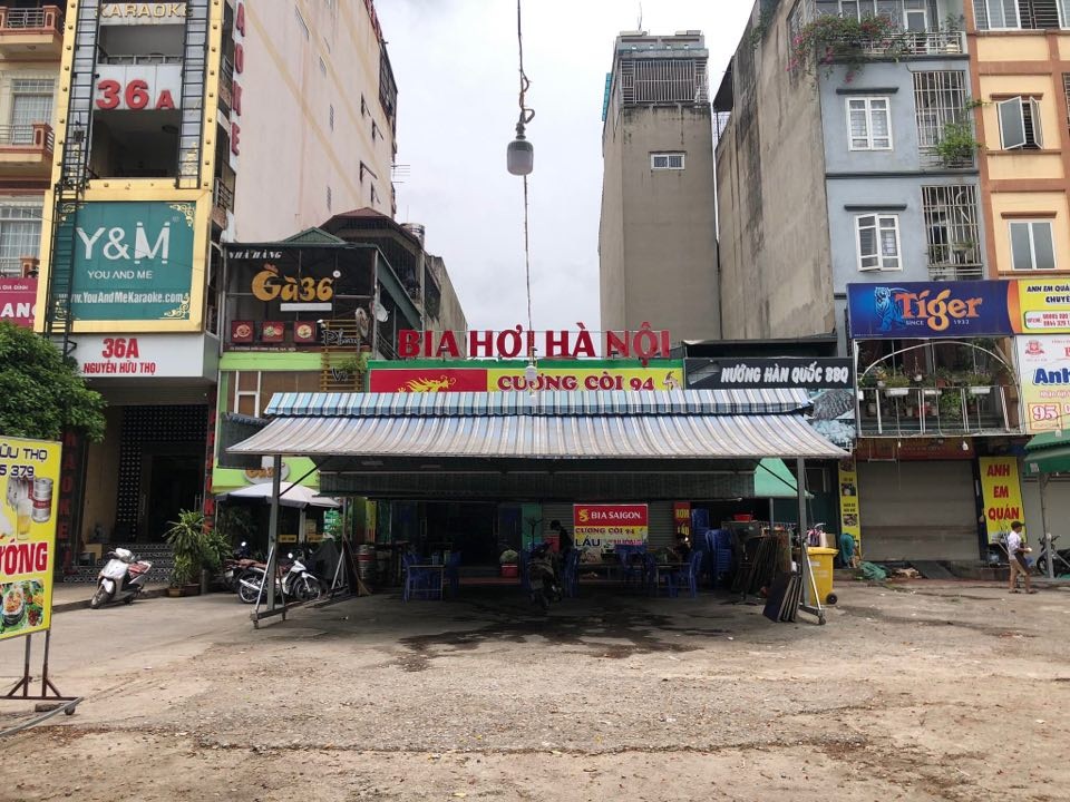 Hà Nội: Nhân viên quán bia 17 tuổi nghi đâm đồng nghiệp tử vong - 1 Hà Nội: Nhân viên quán bia 17 tuổi nghi đâm đồng nghiệp tử vong - 1