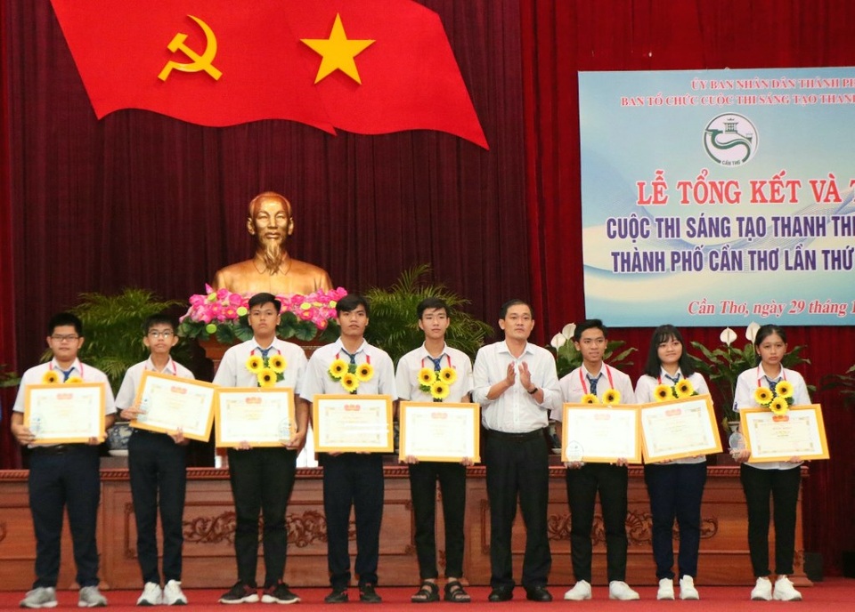 Xây dựng ước mơ trở thành nhà khoa học, nhà sáng chế tương lai - 2 Xây dựng ước mơ trở thành nhà khoa học, nhà sáng chế tương lai - 2