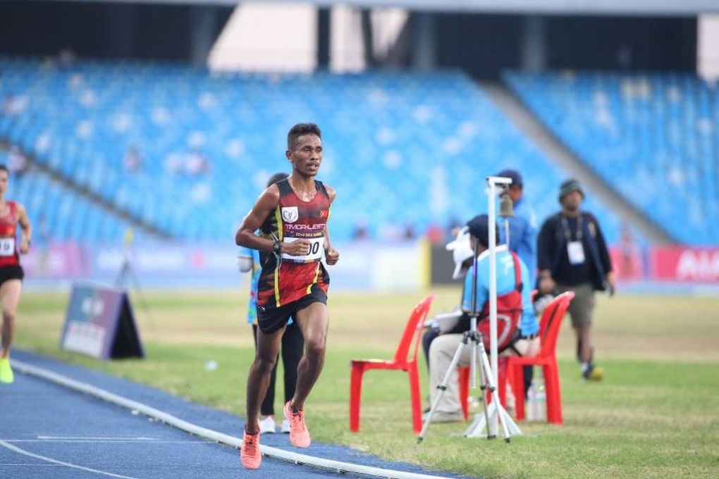 VĐV Timor Leste từng cầm cờ Việt Nam chạy trên sân Mỹ Đình giờ ra sao? - 6