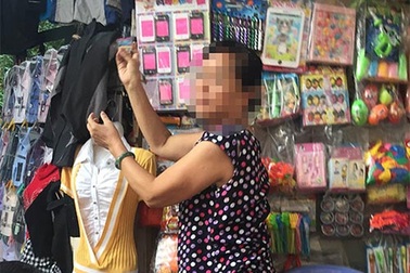 Đồ chơi độc hại lại tấn công trẻ em