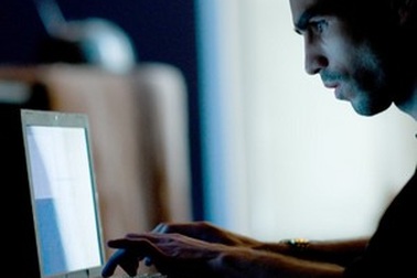 Điều gì là ưu tiên hàng đầu của hacker ngày nay?