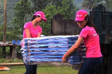 Rớt nước mắt trước nghĩa cử xây trường giữa tâm lũ