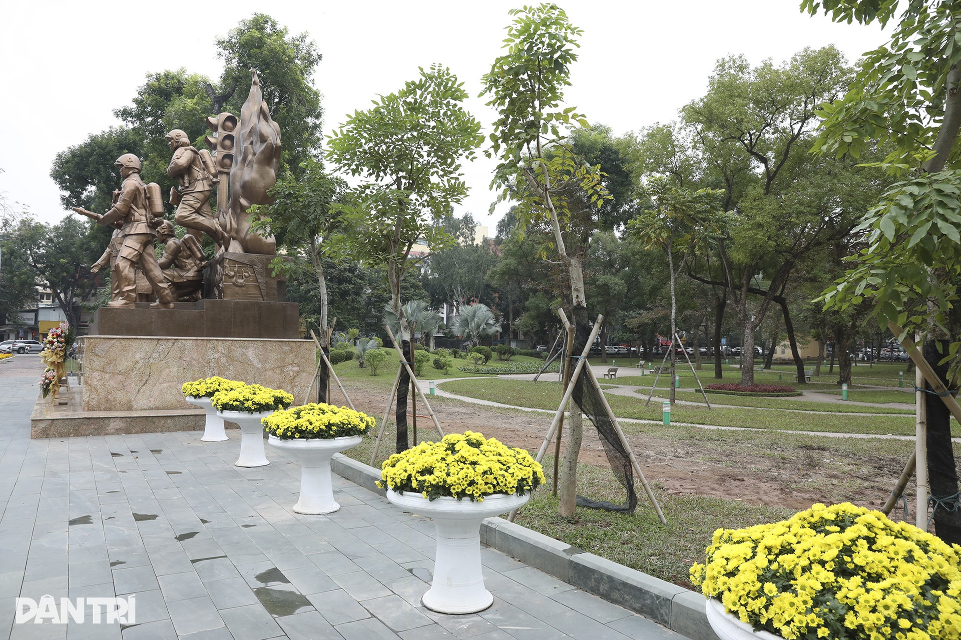 Các công viên lớn của Hà Nội xuống cấp, nhiều hạng mục cũ kĩ, hoen gỉ - 15 Các công viên lớn của Hà Nội xuống cấp, nhiều hạng mục cũ kĩ, hoen gỉ - 15