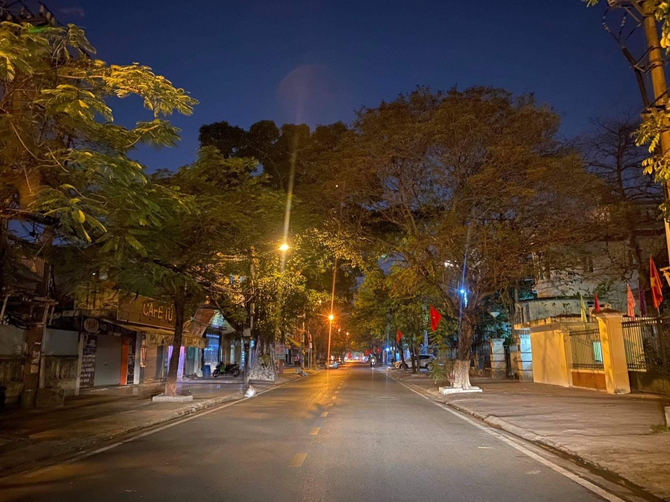 Nhịp sống Hải Phòng những ngày đầu giãn cách đối phó với Covid-19 - 1 Nhịp sống Hải Phòng những ngày đầu giãn cách đối phó với Covid-19 - 1