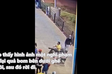 Khoảnh khắc bom bất ngờ phát nổ tại trạm xe buýt đông người