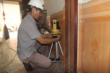 Vụ nhà nghiêng gần 1m: Yêu cầu người dân di dời khẩn cấp