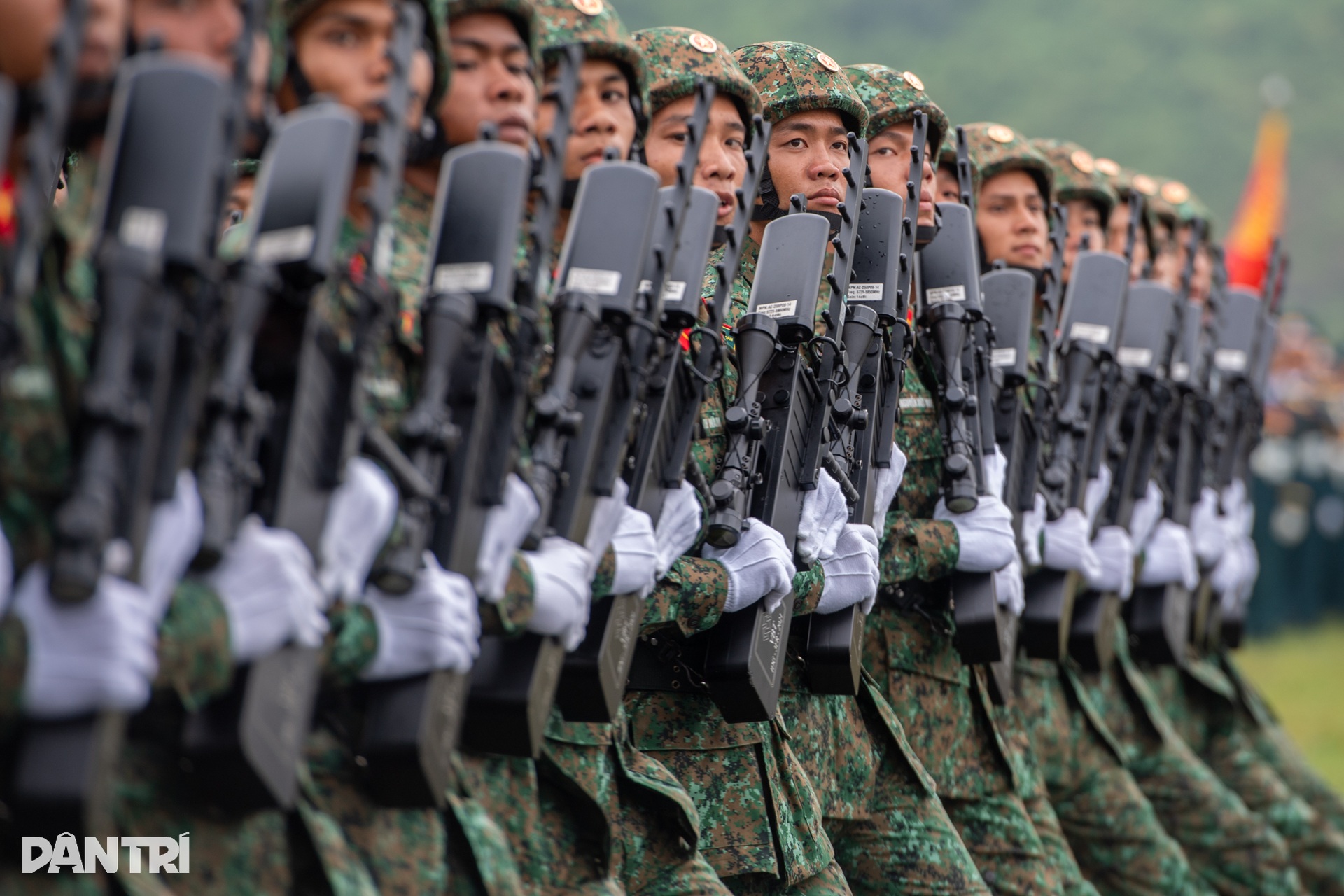“Vượt nắng thắng mưa”, ý chí ngày hội non sông - 11 “Vượt nắng thắng mưa”, ý chí ngày hội non sông - 11