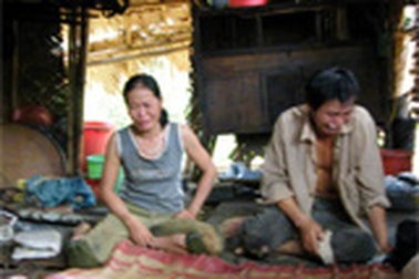 Sập hầm đào quặng, 3 người chết và bị thương