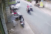 Clip "chủ nhà phi thân hạ gục tên trộm" gây sốt tuần qua