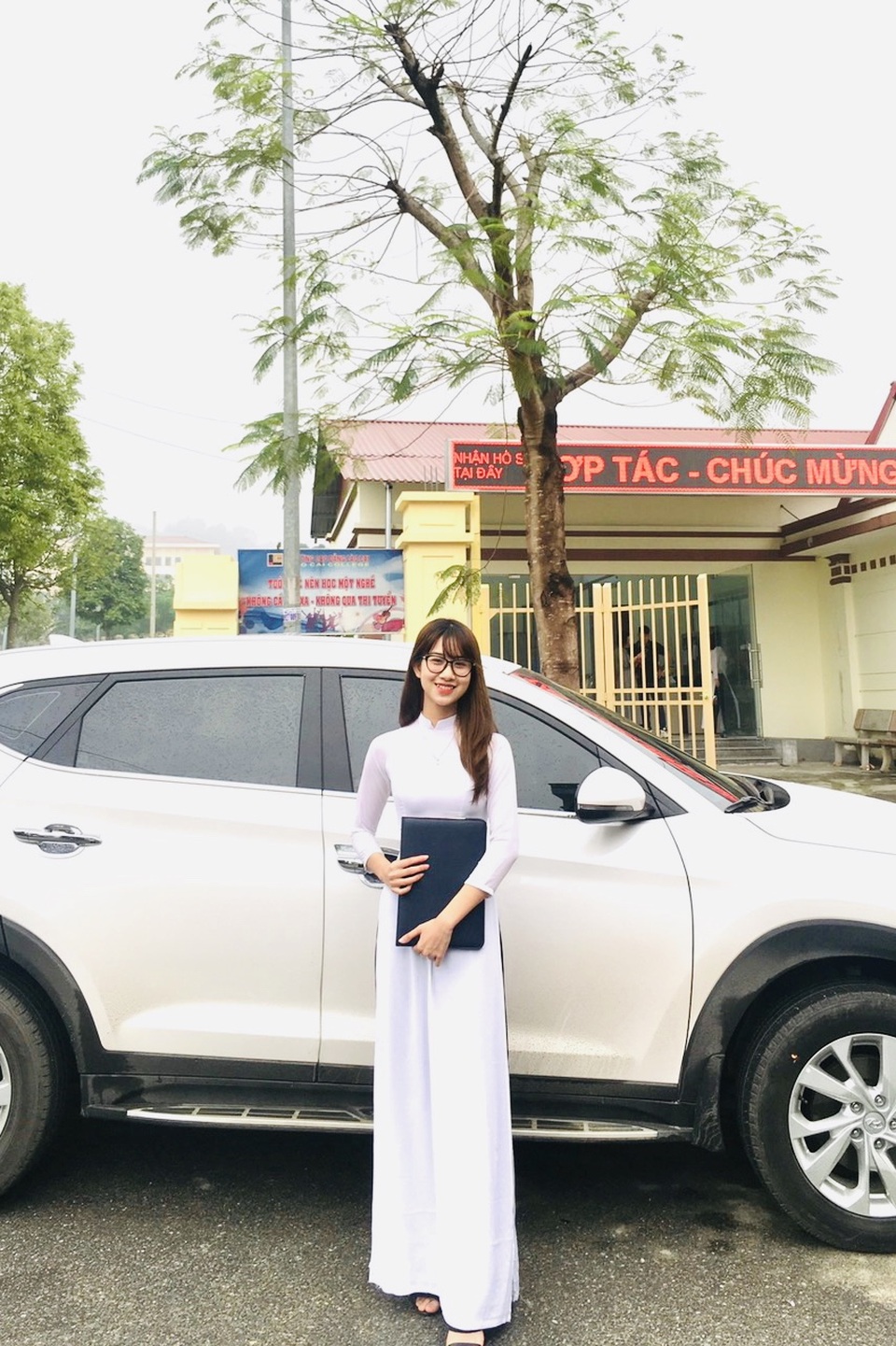 Gặp Á khôi răng khểnh có nụ cười tỏa nắng của trường nghề Lào Cai - 8 Gặp Á khôi răng khểnh có nụ cười tỏa nắng của trường nghề Lào Cai - 8