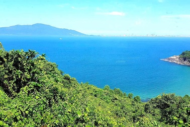 Gia đình tan nát vì video "nóng" của chồng sau buổi họp lớp