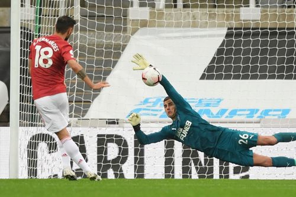 Newcastle 1-4 Man Utd: Bùng nổ 10 phút cuối trận - 1 Newcastle 1-4 Man Utd: Bùng nổ 10 phút cuối trận - 1