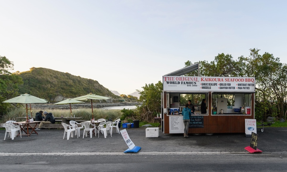 New Zealand đưa ra báo động đỏ cho nền kinh tế thế giới - 1