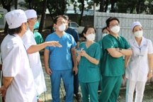 Bác sĩ BV Chợ Rẫy: Có những kinh nghiệm phải trả giá bằng "máu và nước mắt"