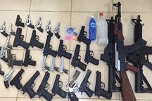 Triệt phá đường dây buôn vũ khí "khủng", thu giữ 65 khẩu súng