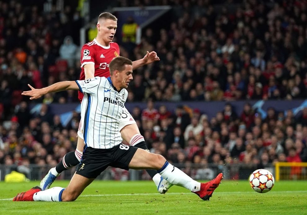 Ronaldo tỏa sáng, Man Utd ngược dòng ngoạn mục hạ Atalanta - 4 Ronaldo tỏa sáng, Man Utd ngược dòng ngoạn mục hạ Atalanta - 4
