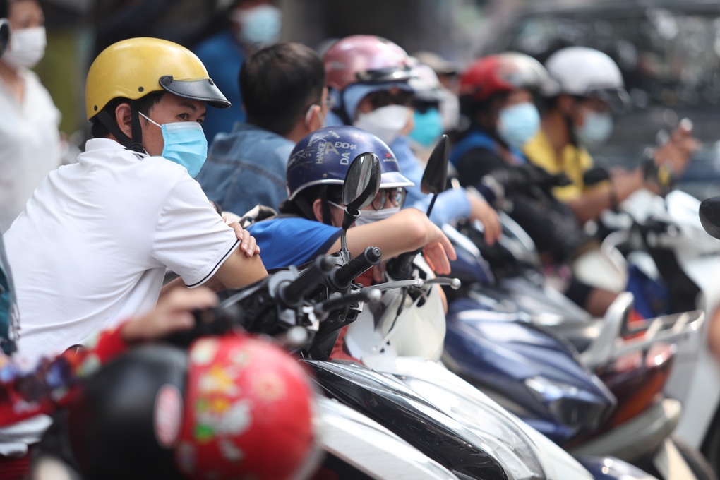 Sốc với điểm thi lớp 10, học sinh giỏi cũng có thể rớt - 2 Sốc với điểm thi lớp 10, học sinh giỏi cũng có thể rớt - 2