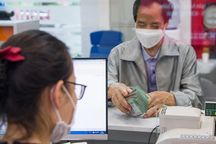 Tranh luận việc tăng lương cơ sở, người thêm nhiều, người được ít