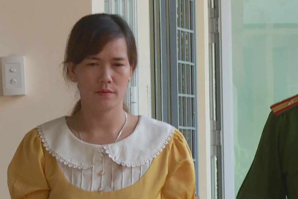 Người phụ nữ khóc nấc khi bị lừa bán sang Trung Quốc làm vợ nhiều người - 1 Người phụ nữ khóc nấc khi bị lừa bán sang Trung Quốc làm vợ nhiều người - 1