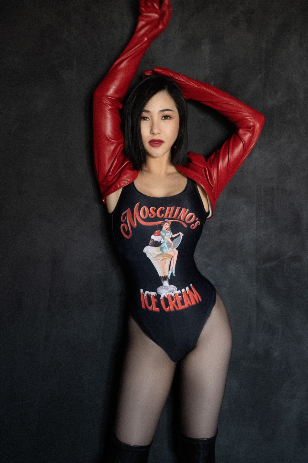 Hương Tràm - Quán quân giọng hát Việt năm 17 tuổi giờ ra sao? - 7