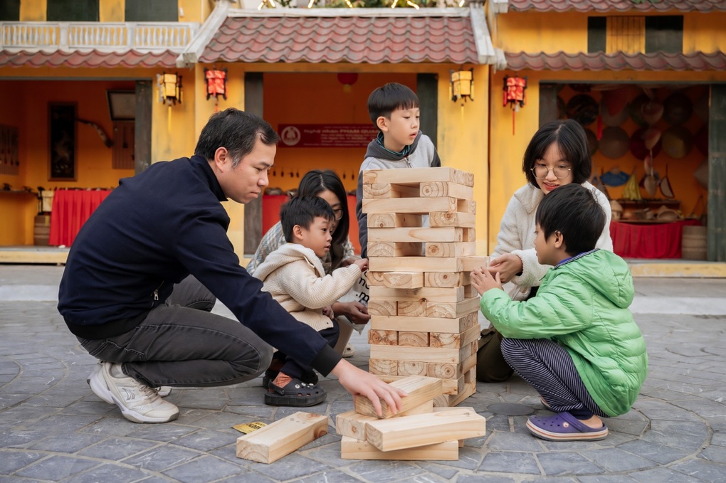 Mailand Hanoi City thu hút nghìn người dịp lễ Giáng sinh - 4 Mailand Hanoi City thu hút nghìn người dịp lễ Giáng sinh - 4