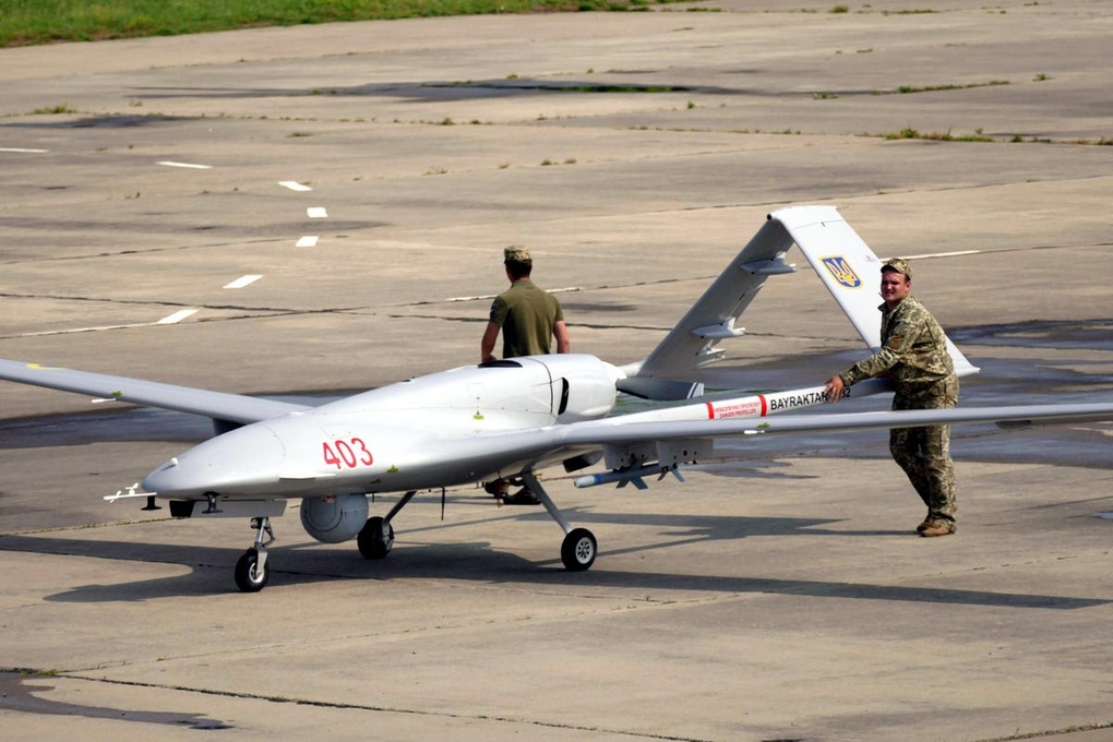 Phòng không Ukraine khai hỏa, tự bắn rơi UAV trên bầu trời Kiev - 1 Phòng không Ukraine khai hỏa, tự bắn rơi UAV trên bầu trời Kiev - 1