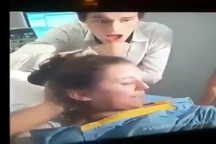 Bật cười trước phản ứng của ông chồng... hú hồn xem vợ đẻ