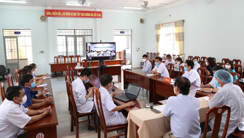 Bệnh nhân mắc Covid-19 tại Đắk Lắk diễn tiến nặng - 1 Bệnh nhân mắc Covid-19 tại Đắk Lắk diễn tiến nặng - 1