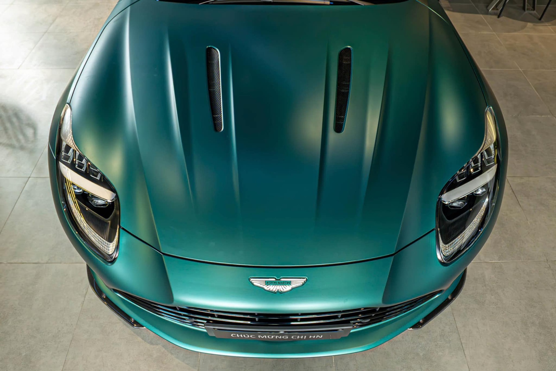 Đi 600km, chủ xe Aston Martin DB12 độc nhất Việt Nam “lỗ” 9 tỷ đồng - 7 Đi 600km, chủ xe Aston Martin DB12 độc nhất Việt Nam “lỗ” 9 tỷ đồng - 7