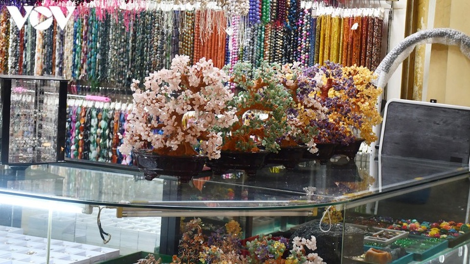 Sắc màu chợ đá quý lớn nhất Đông Nam Á tại thủ đô Jakarta, Indonesia - 8 Sắc màu chợ đá quý lớn nhất Đông Nam Á tại thủ đô Jakarta, Indonesia - 8